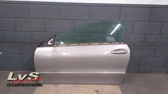 Portier 2Deurs links van een Mercedes CLK (723), Gebruikt, -, Deur, Ophalen of Verzenden
