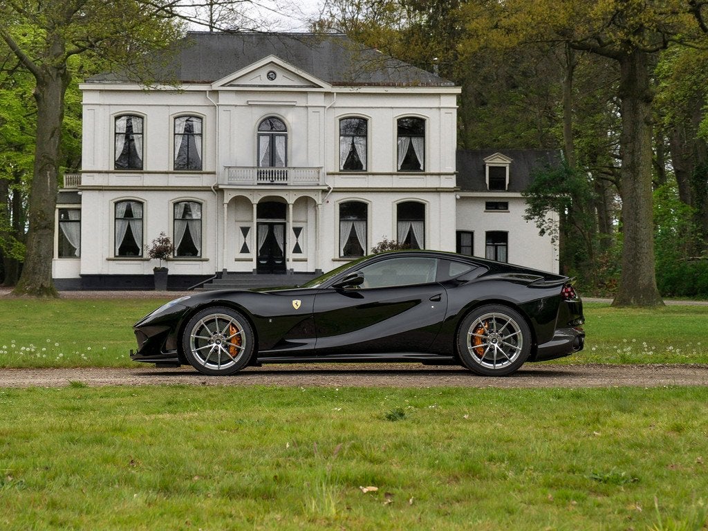 Ferrari 812 Superfast | Atelier Car | Full alcantara & carbo, Auto's, Ferrari, Automaat, Achterwielaandrijving, Gebruikt, Alcantara