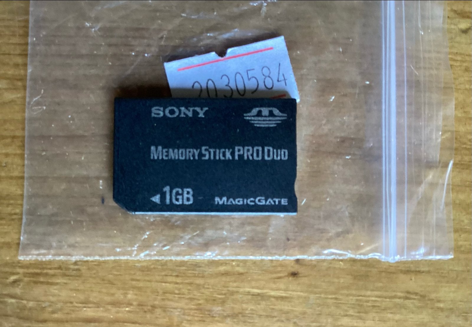 Sony Memory Stick PRO Duo 1 GB, Gebruikt, Memory stick, Minder dan 2 GB, Ophalen of Verzenden