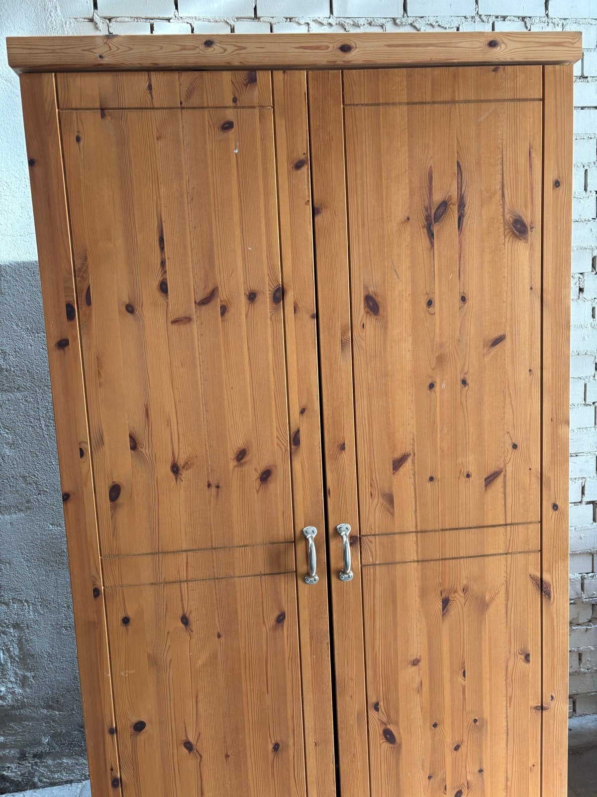 Gratis Houten kledingkast, Huis en Inrichting, Ophalen, Gebruikt, 50 tot 100 cm, 150 tot 200 cm