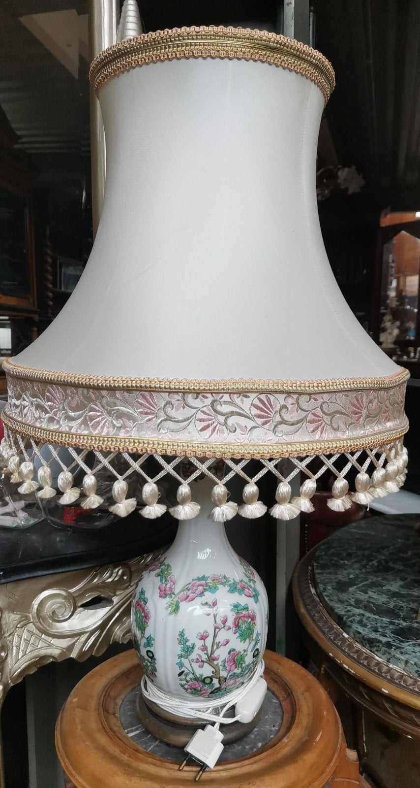 Vintage Tafellamp met Bloemmotief en Kwastjes, Gebruikt, Vintage, Keramiek, Ophalen