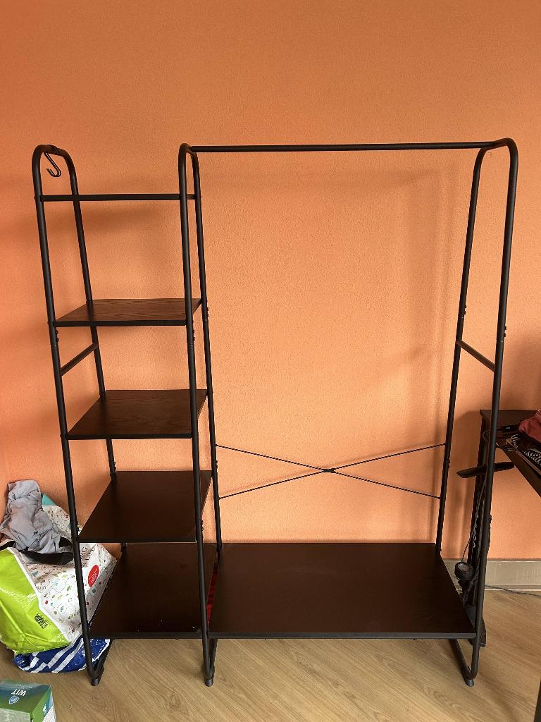 Black Wardrobe, Huis en Inrichting, Kasten | Kledingkasten, 100 tot 150 cm, Met plank(en), Zo goed als nieuw, 150 tot 200 cm