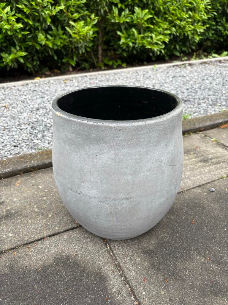 Mica bloempot grijs, Tuin en Terras, Bloempotten, Overige materialen, Rond, Binnen, Zo goed als nieuw