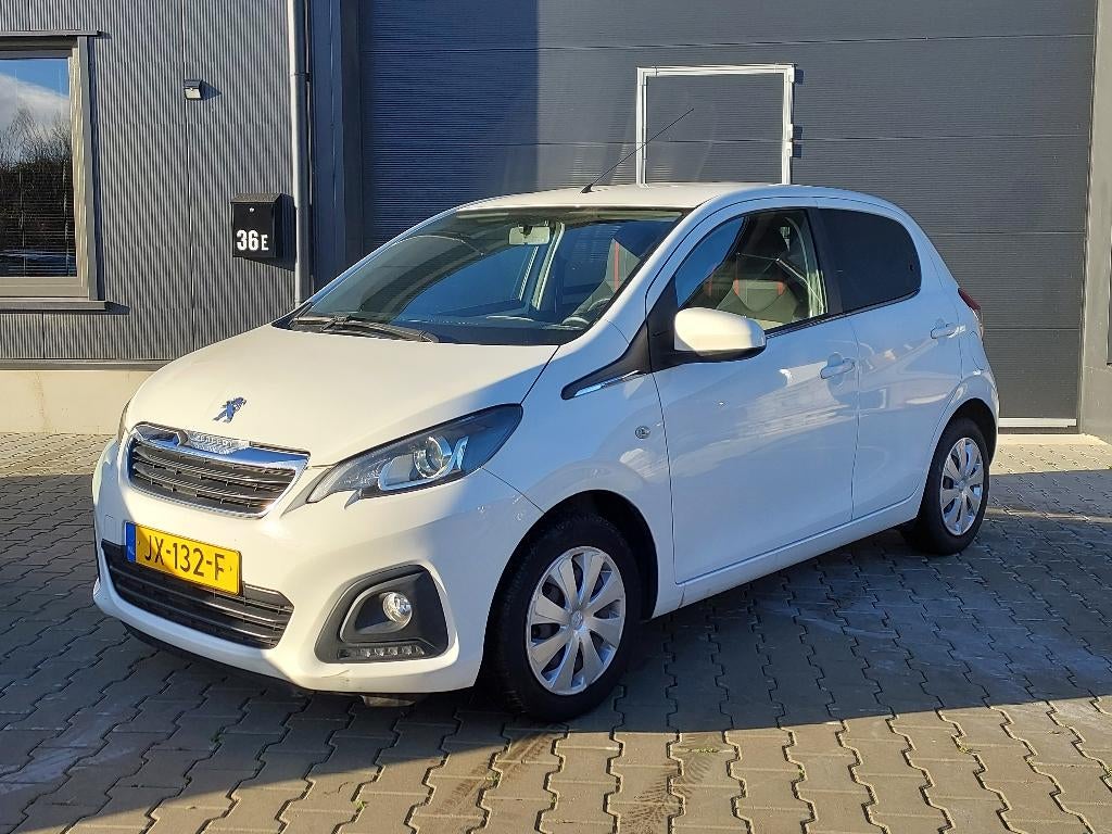 Peugeot 108 1.0 5DR 2016 149050km NAP ZOMERKORTING !!, Voorwielaandrijving, Euro 5, Stof, Zwart