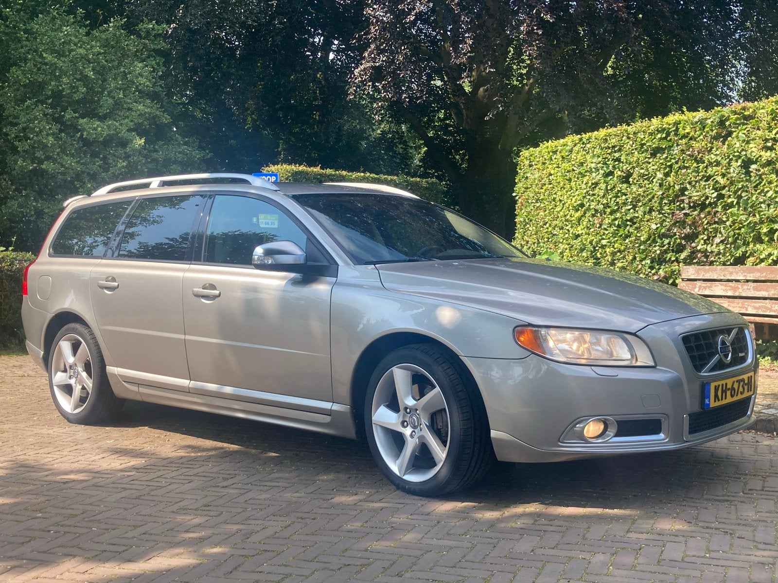 Volvo V70 3.0 T6 AWD AUT Momentum R-design, Automaat, 1715 kg, 2000 kg, Stationwagon