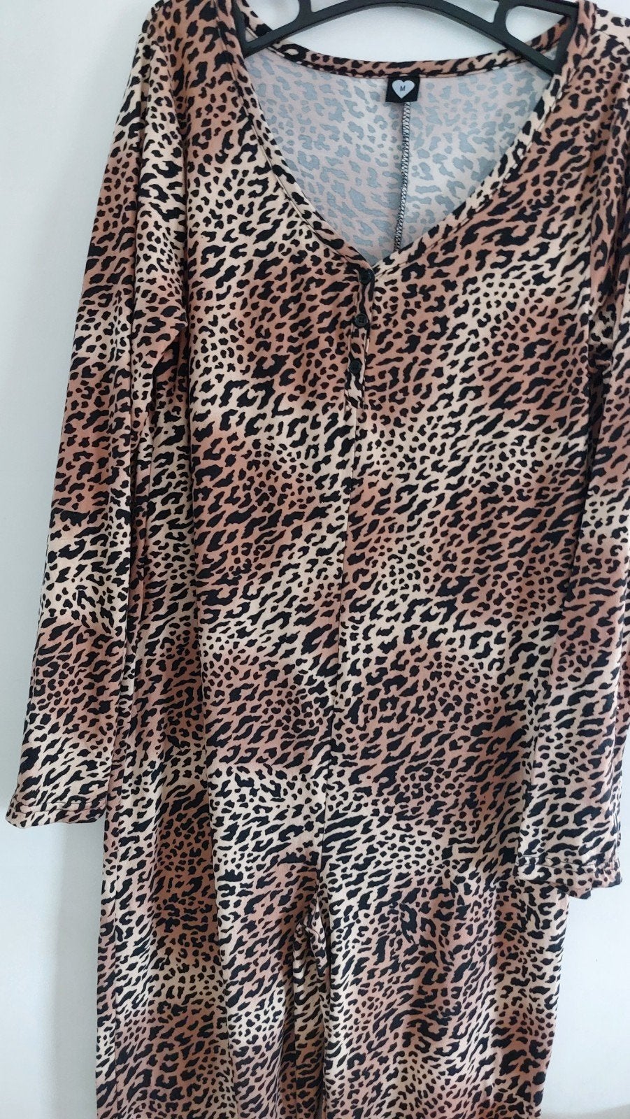 te koop nieuwe panter huispak mt L, Ophalen of Verzenden, Nieuw, Bruin