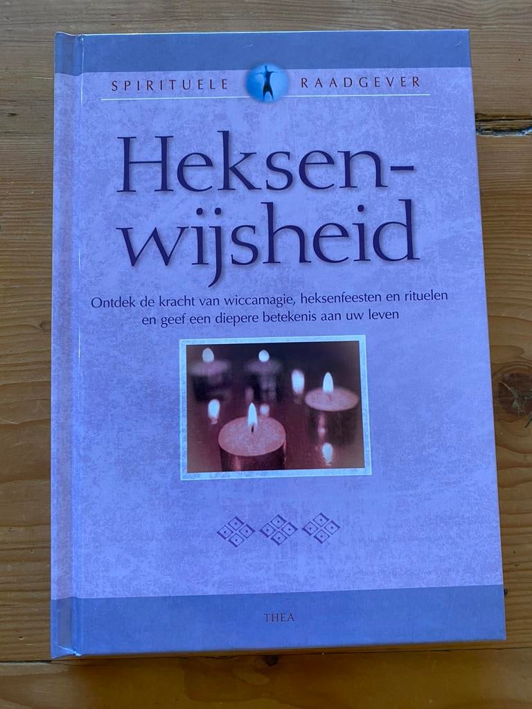 Heksenwijsheid - Thea, Ophalen of Verzenden, Gelezen