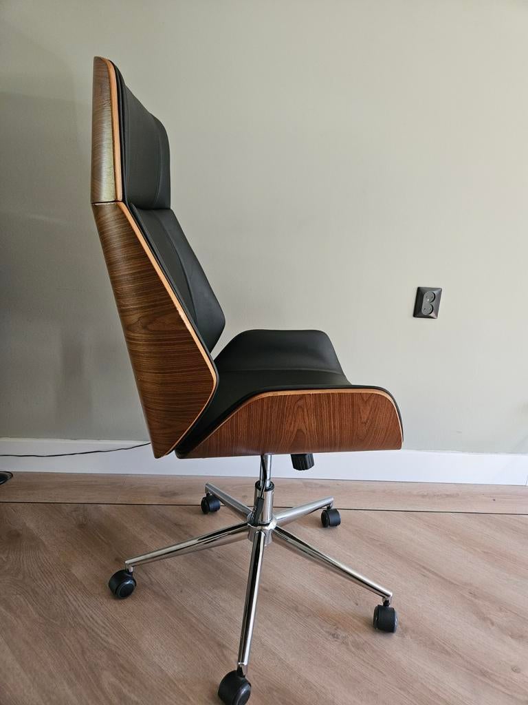 Bureaustoel Victoria van home24, Huis en Inrichting, Bureaustoelen, Ophalen, Zwart