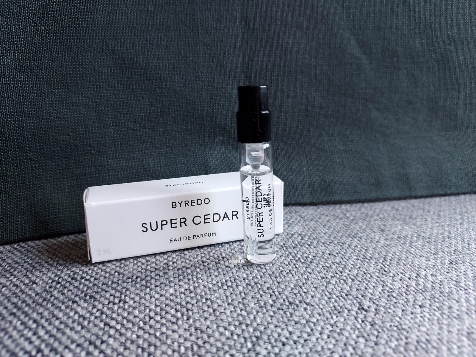 Byredo Super Cedar parfum sample, Verzenden, Nieuw