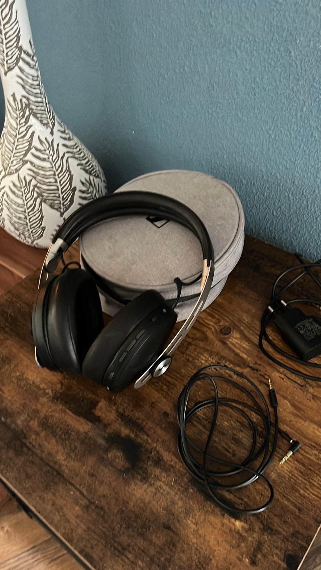 Sennheiser Momentum 3 met hoes, oplader en audiokabel, Bluetooth, Sennheiser, Nieuw, Ophalen of Verzenden