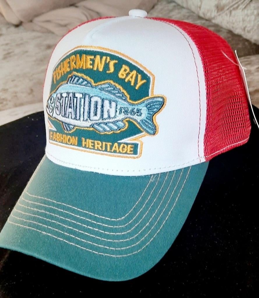 Trucker pet cap nieuw rood groen en wit, Ophalen of Verzenden, Nieuw, One size fits all, Pet