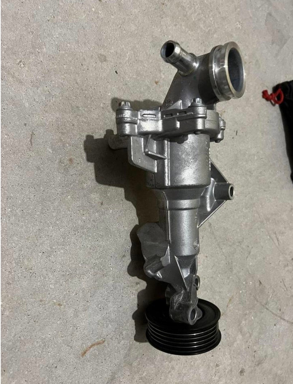 Mercedes Benz W176 C117 waterpomp koelingspomp A2702000600, Ophalen of Verzenden