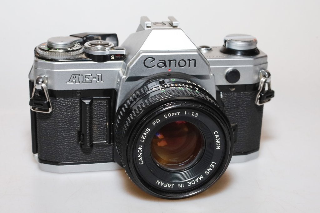 Canon AE-1 + service + nieuwe seals : mooi en goed werkend, Ophalen of Verzenden, Gebruikt, Spiegelreflex, Canon
