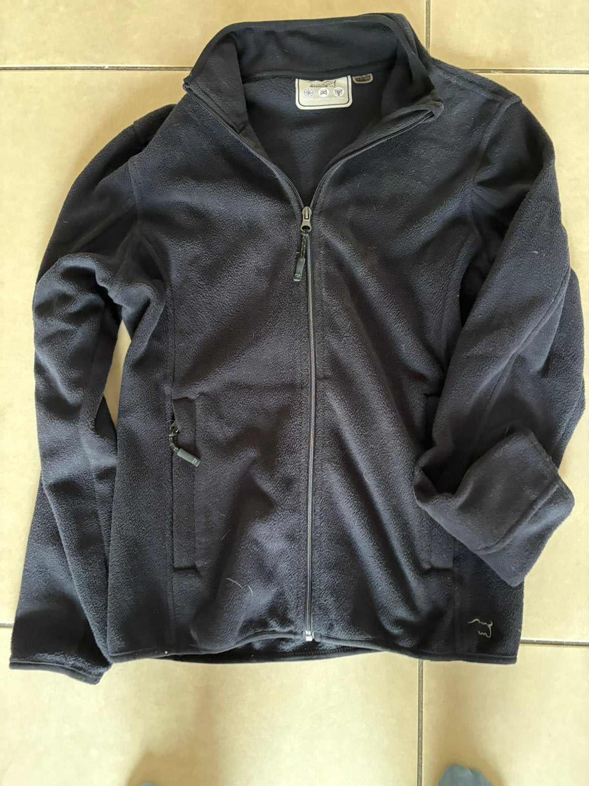 Wildebeast skivest/trui zwart maat L, Ophalen, Zo goed als nieuw, Maat 42/44 (L), Trui