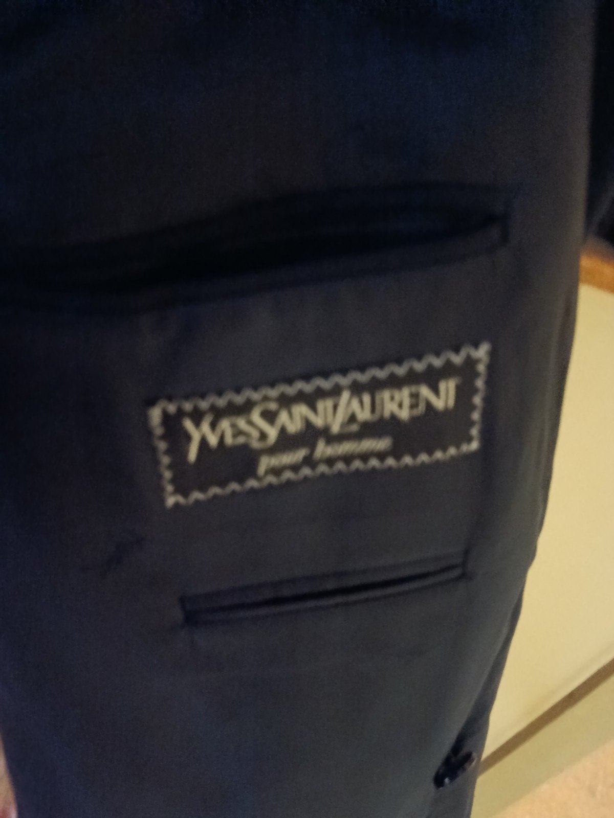 Orgineel Yves Saint Laurent maatpak slechts twee keer gedrag, Muziek en Instrumenten, Ophalen of Verzenden, Zo goed als nieuw
