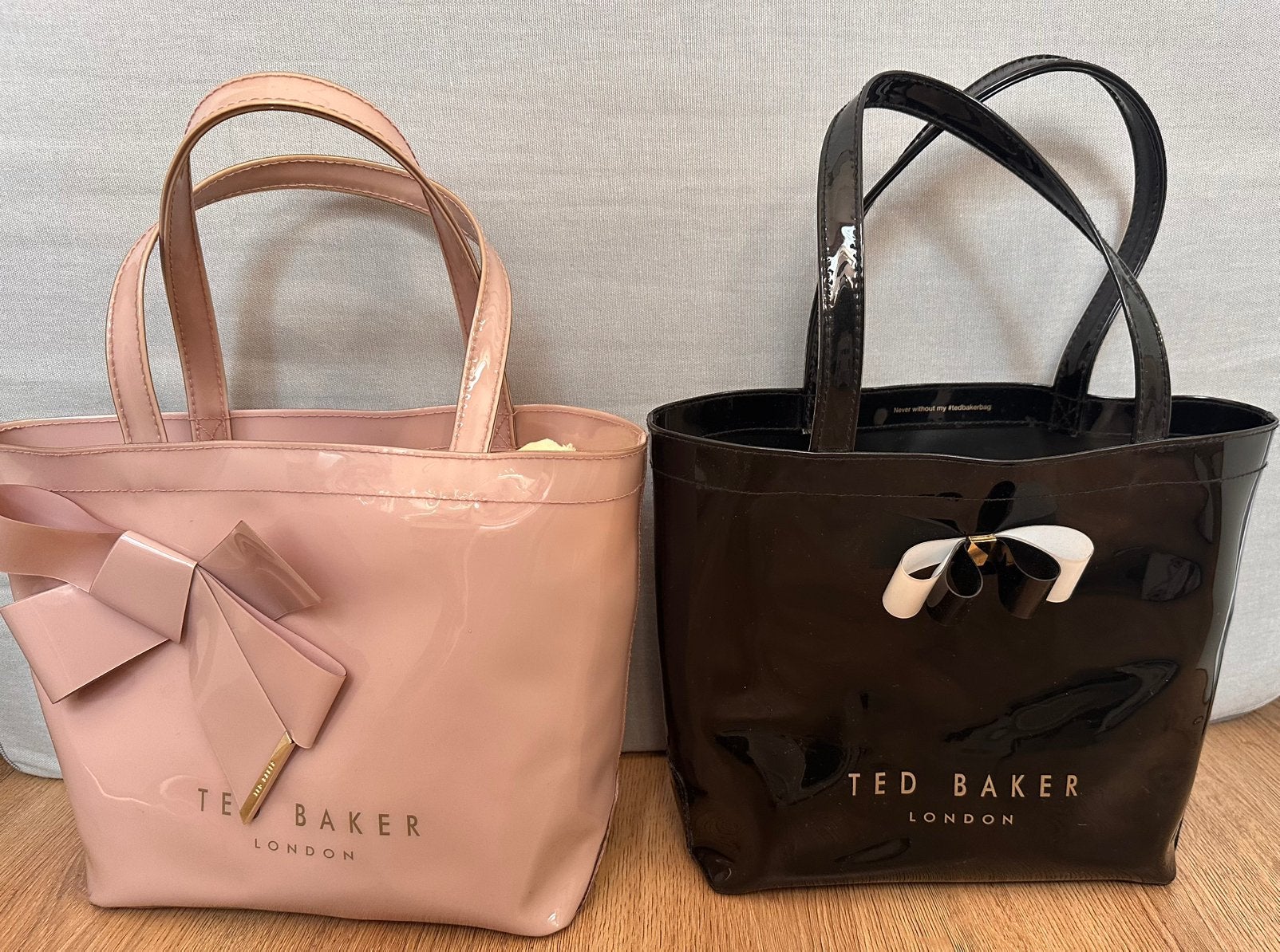 Ted Baker tas tote bag mini shopper roze zwart strik lak, Sieraden, Tassen en Uiterlijk, Tassen | Damestassen, Ophalen of Verzenden
