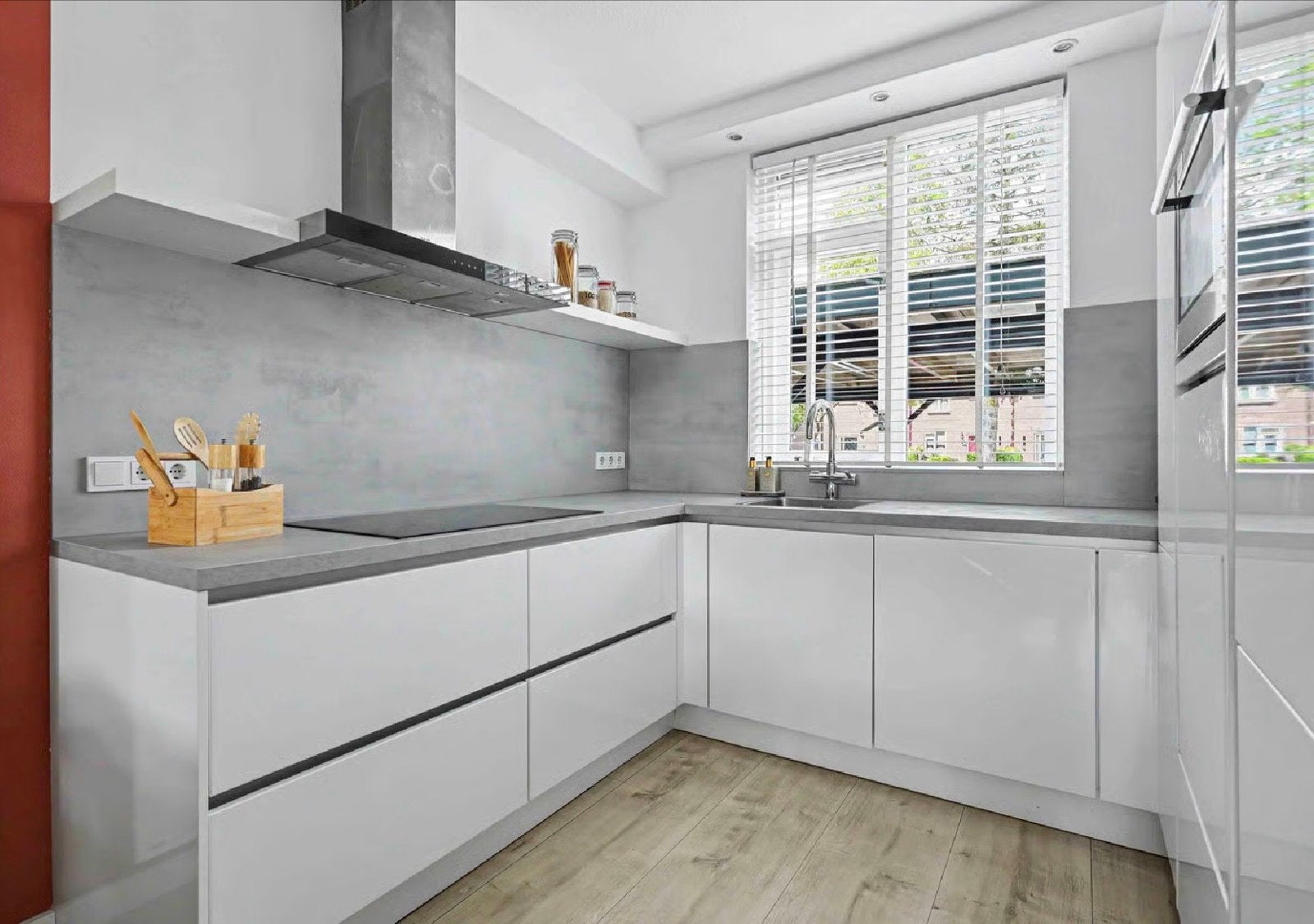 Complete moderne keuken met AEG apparatuur zelf demonteren!, Huis en Inrichting, Keuken | Complete keukens, Ophalen, U-keuken