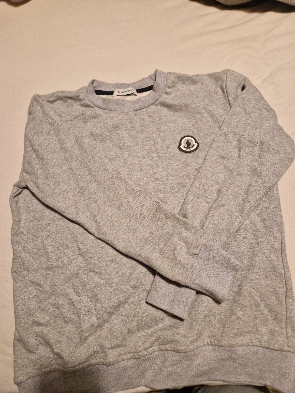 mooie moncler trui nog nooit gedragen, Kleding | Heren, Ophalen, Moncler, Maat 48/50 (M), Nieuw