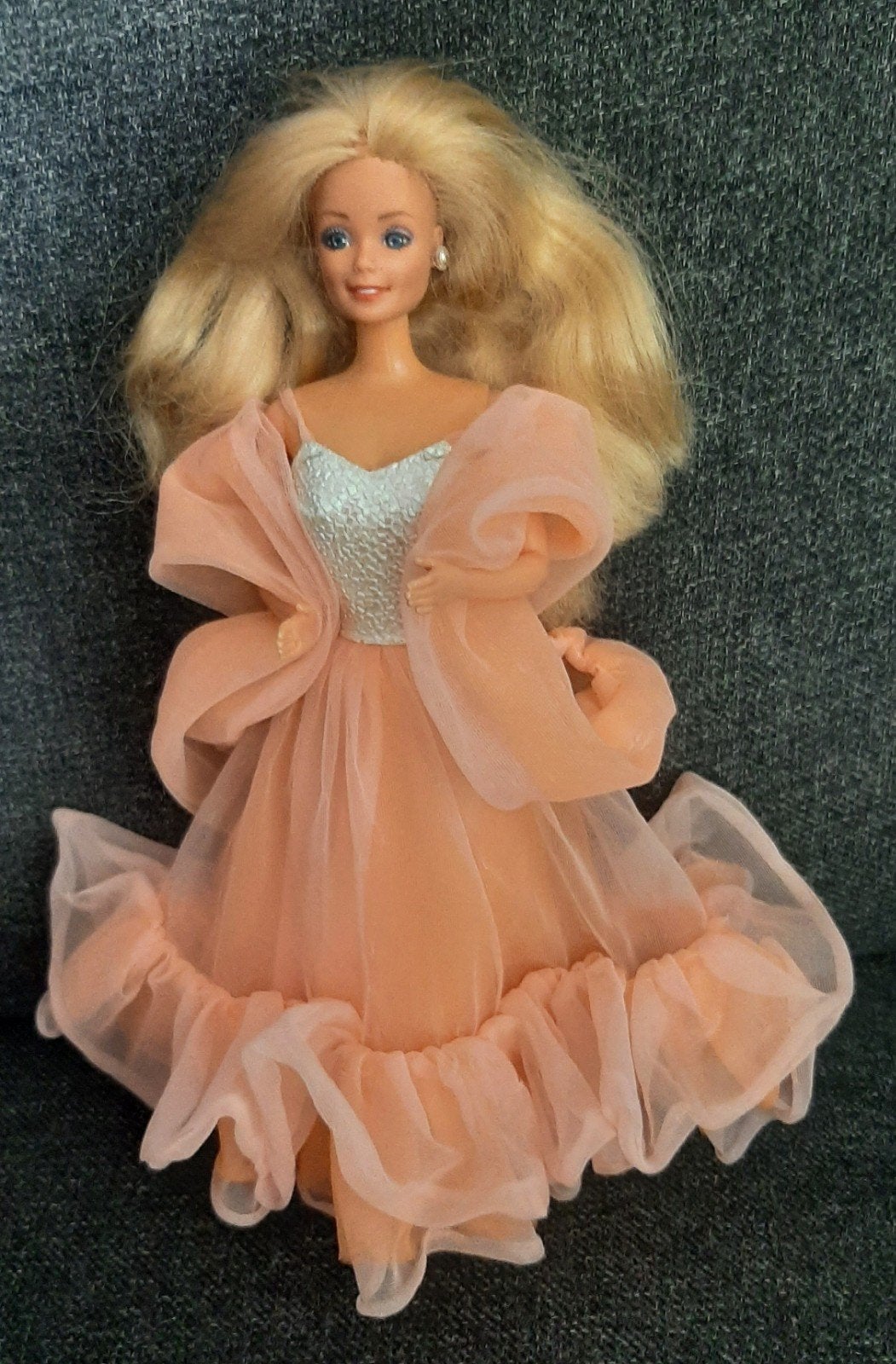 Peaches n cream barbie doll mattel (met gebreken), Verzamelen, Poppen, Ophalen of Verzenden, Gebruikt, Fashion Doll
