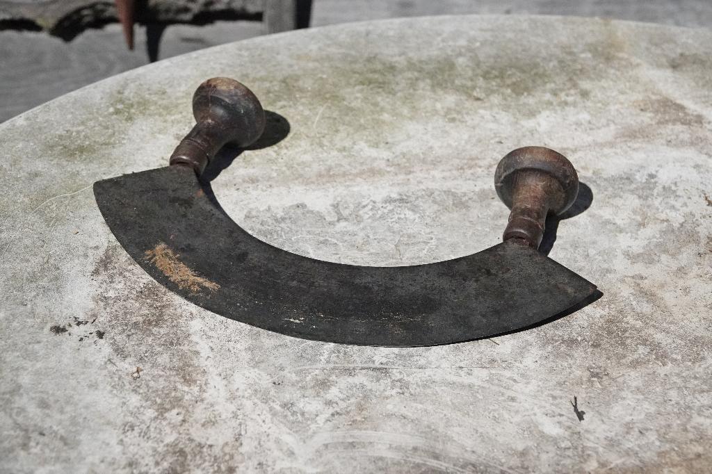 wiegemes  oud groentemes   28 cm beed, Ophalen of Verzenden