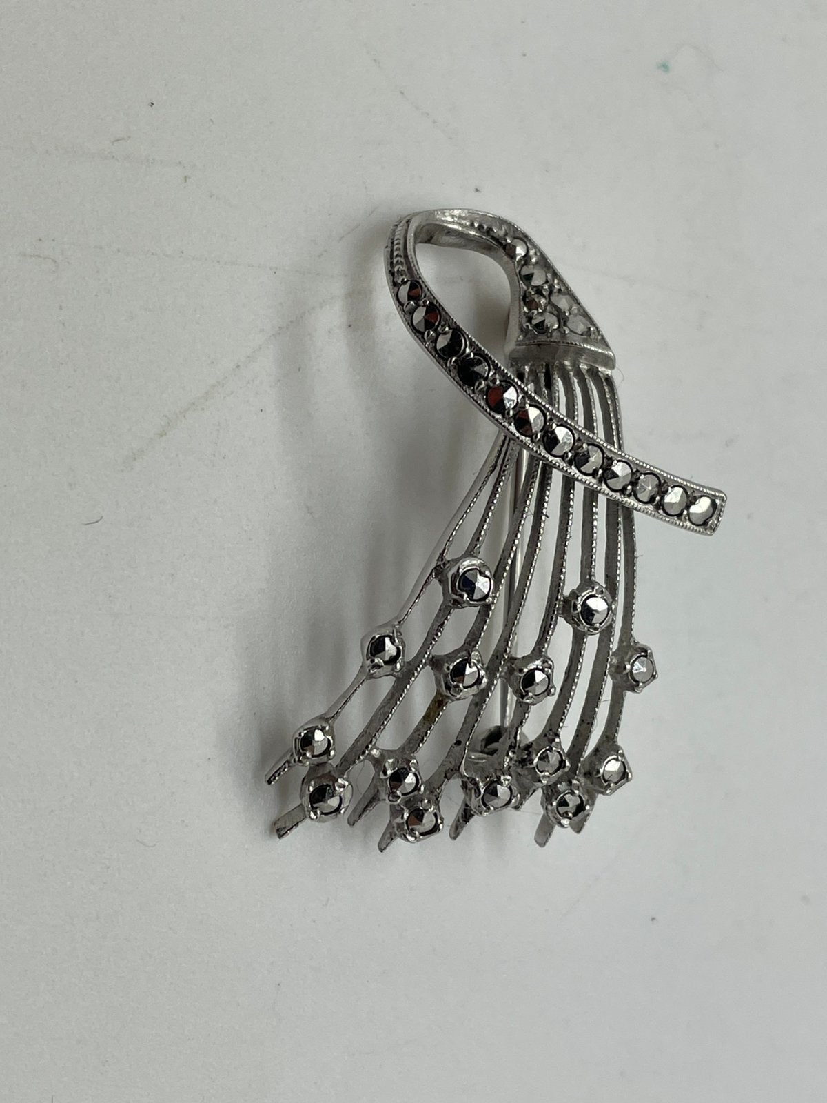 F798 Prachtige zilveren broche markasiet, Ophalen of Verzenden, Zilver, Broche, Met edelsteen