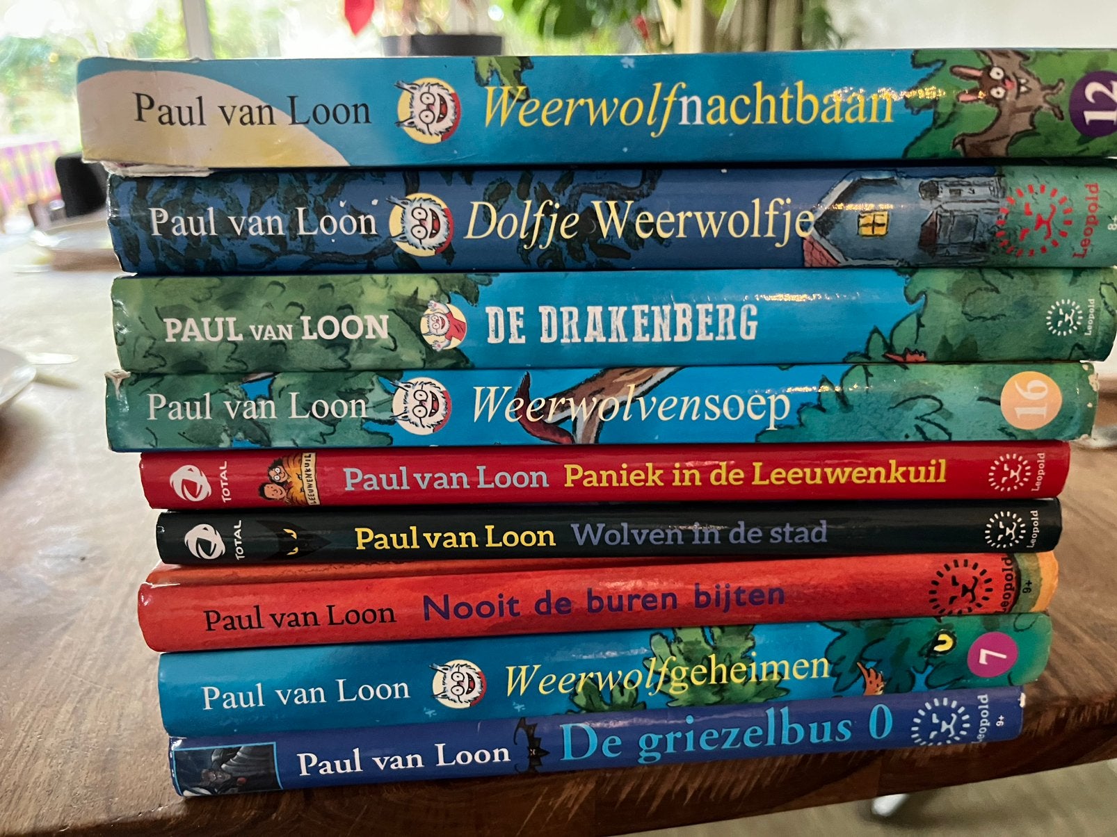Paul van loon boeken, Ophalen, Zo goed als nieuw