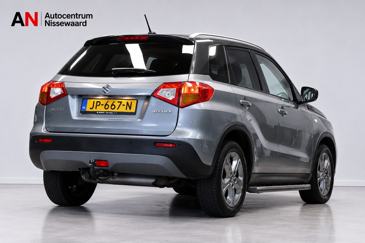 Suzuki Vitara 1.6 Exclusive |Navi|Cam|Trekhaak, Auto's, Voorwielaandrijving, Dealer onderhouden, Stof, 4 cilinders