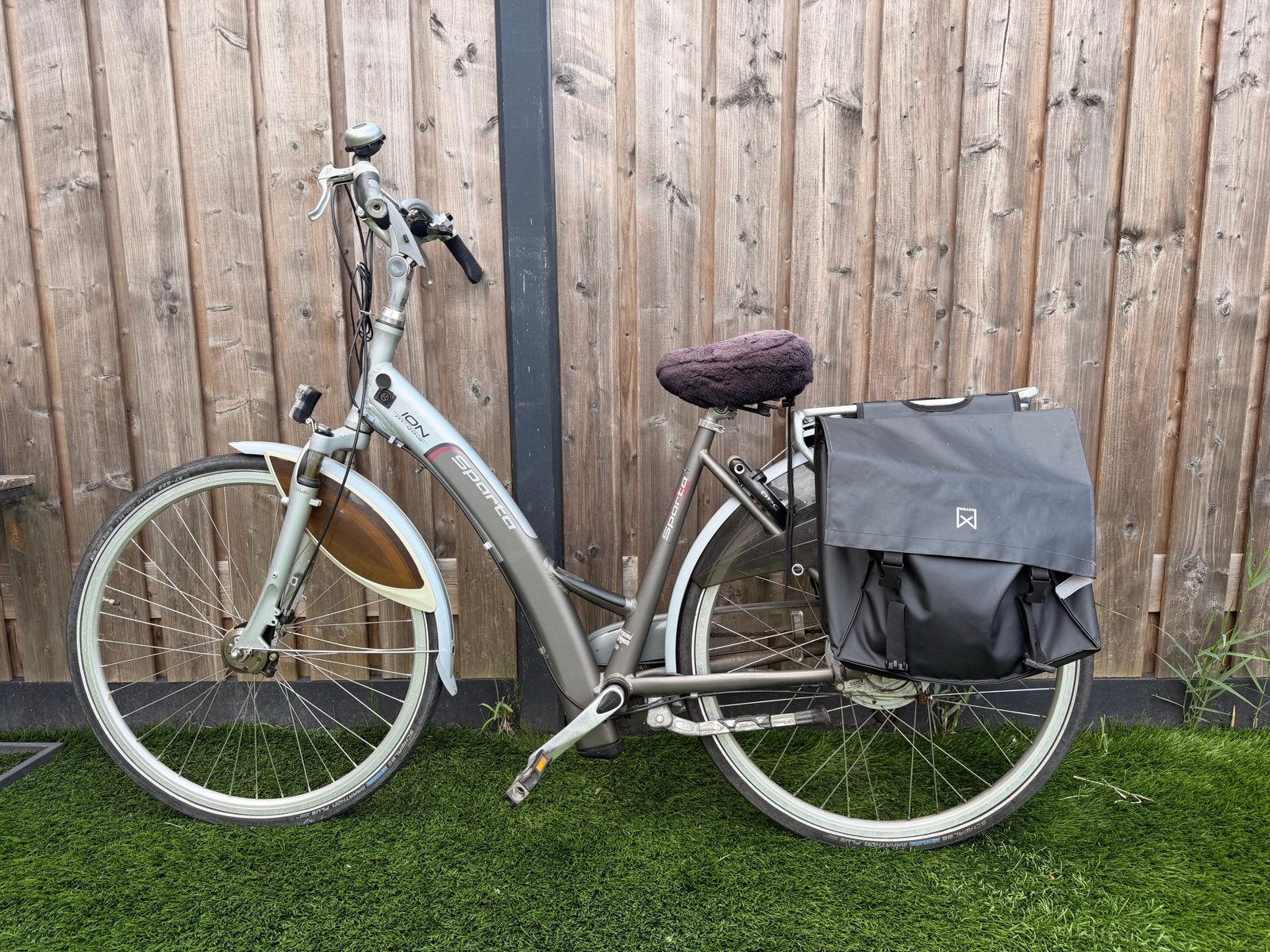 Sparta ION m-gear E-bike met fietstassen en oplader, Ophalen, Sparta, Gebruikt, 47 tot 51 cm