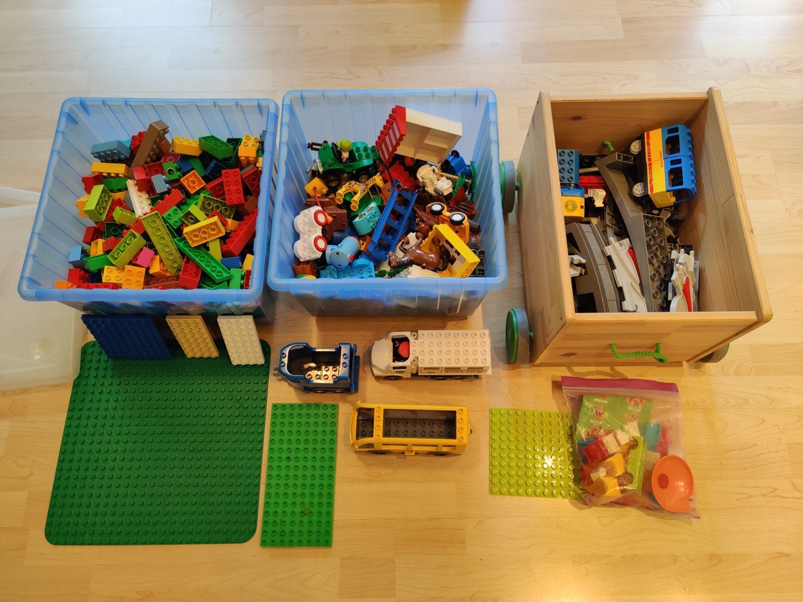 Heel erg veel duplo, incl. treinset, Kinderen en Baby's, Speelgoed | Duplo en Lego, Ophalen, Zo goed als nieuw, Duplo, Losse stenen