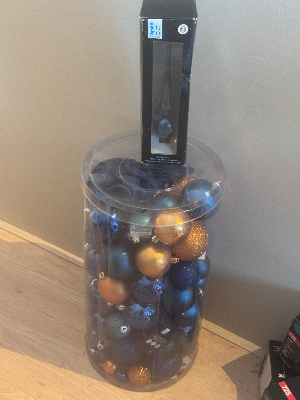 Kerstballen en piek, Diversen, Kerst, Ophalen of Verzenden, Nieuw