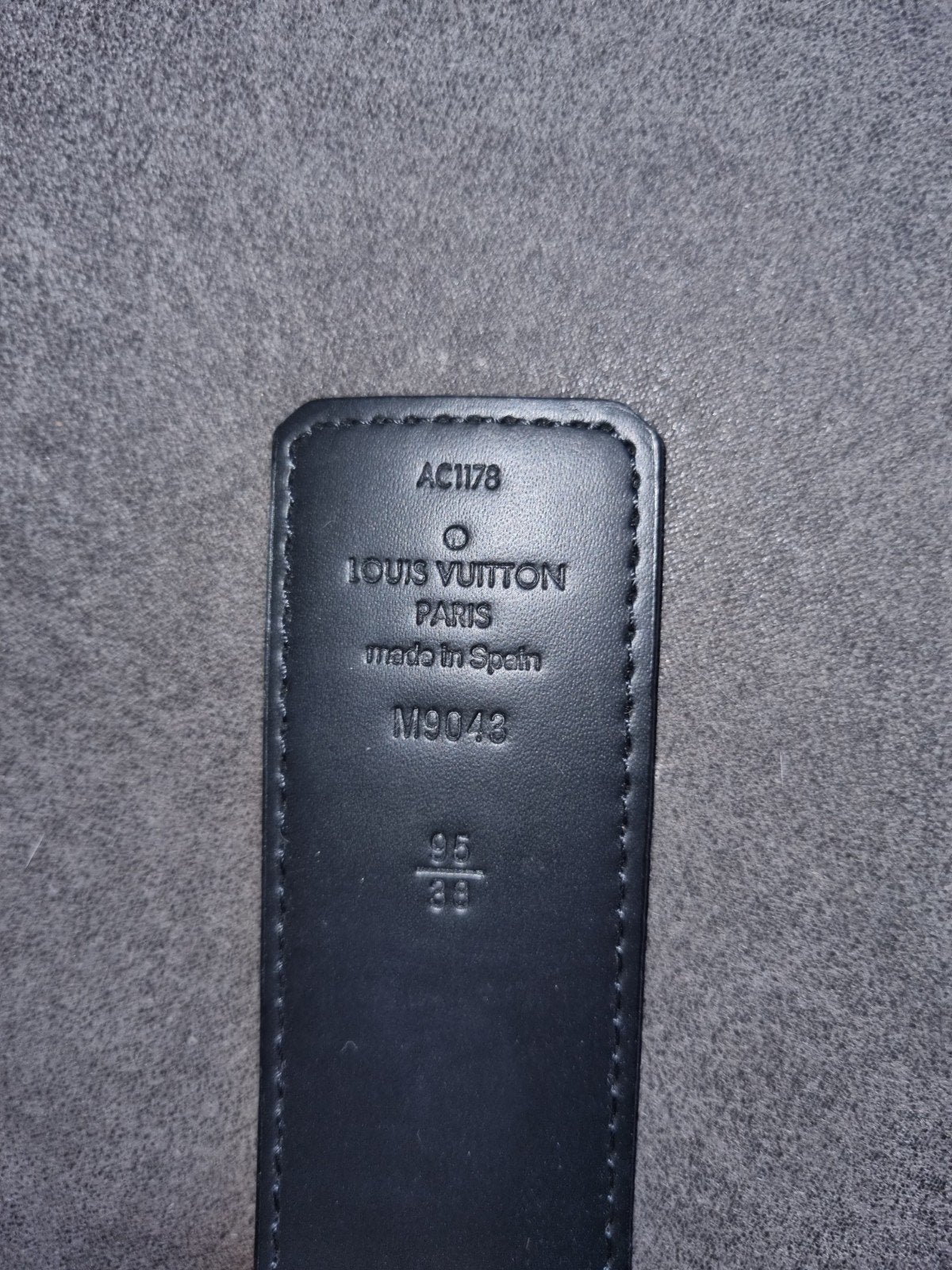 100% Orginele Louis Vuitton Riem Zwart Monogram 95/38, 95 tot 105 cm, Ophalen of Verzenden, Zo goed als nieuw, Riem of Ceintuur
