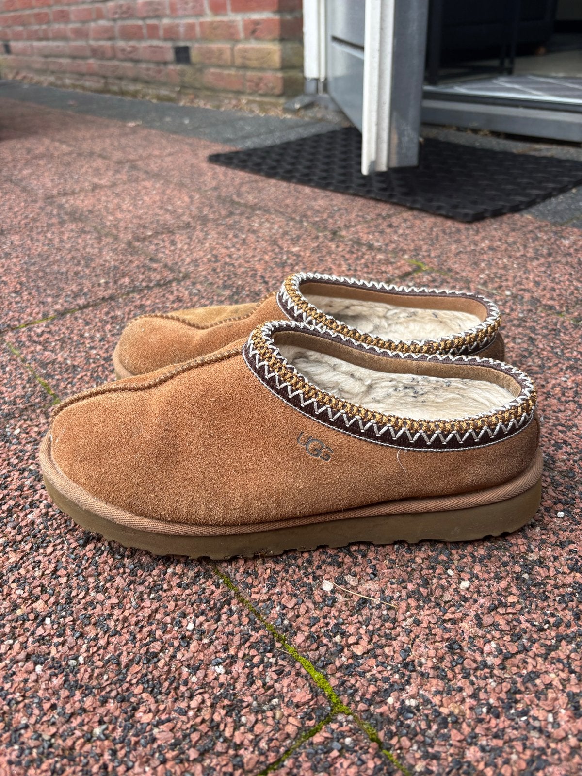 Ugg Tasman pantoffels - Maat 39 - Bruin, Ophalen of Verzenden, Gedragen, Bruin, Pantoffels of Sloffen