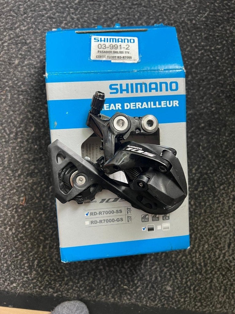 Shimano 105 R7000 11-speed Achterderailleur Nieuw!, Nieuw, Ophalen of Verzenden, Fatbike, Derailleur of Ketting