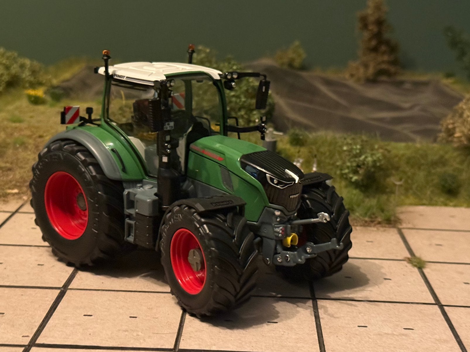 Fendt 728 verbouwd wiking 1:32, Ophalen of Verzenden, Zo goed als nieuw, Tractor of Landbouw, Overige merken