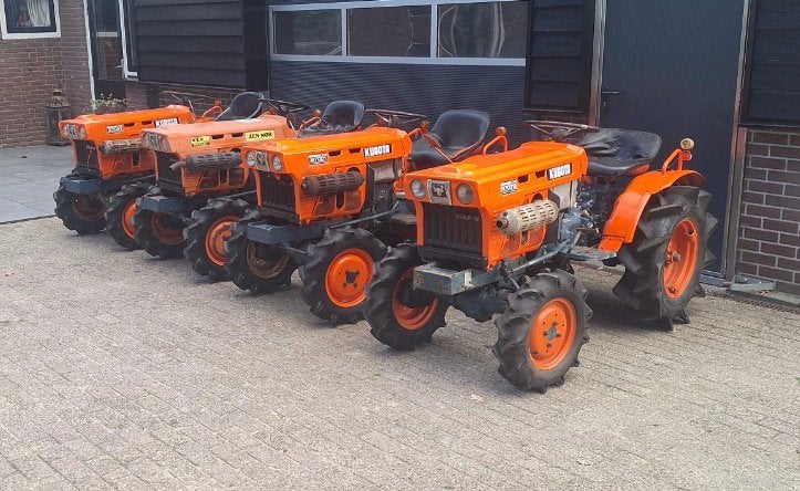 4 kubota’s B7001(e) MARGE, Gebruikt, Tot 2500, Tot 80 Pk, Ophalen