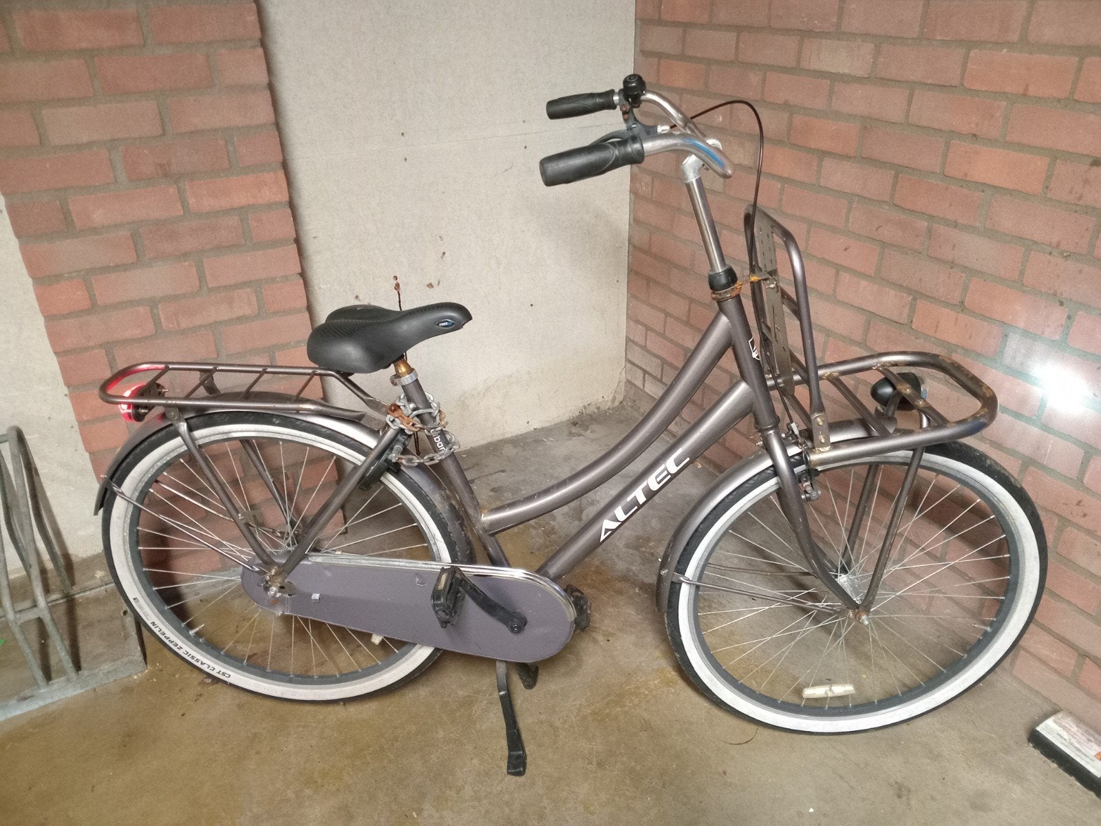 altec classic transportfiets 28inch, 47 tot 50 cm, Ophalen, Altec, Handrem