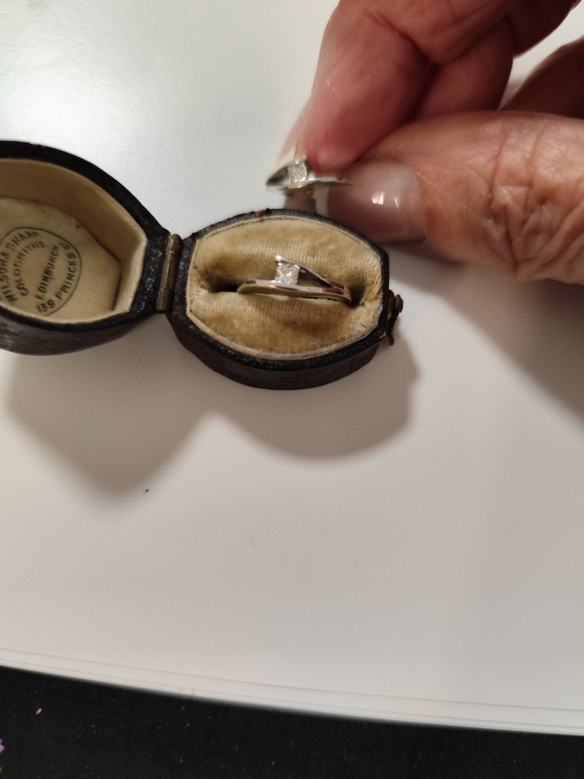 wit gouden oorbellen., Sieraden, Tassen en Uiterlijk, Manchetknopen, Verzenden, Zo goed als nieuw, Goud