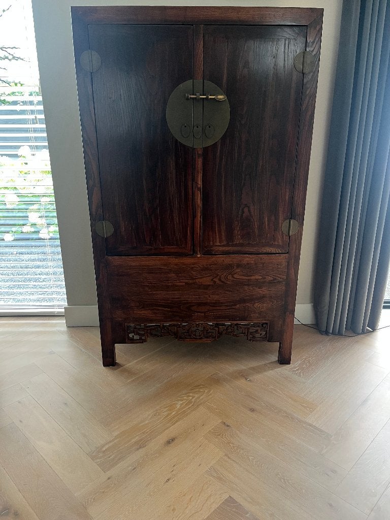 Antieke Chinese Kast - Donker Hout met Messing Beslag, Ophalen