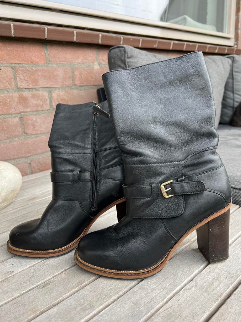 Tommy Hilfiger laarzen maat 40 z.g.a.n., Kleding | Dames, Schoenen, Ophalen of Verzenden, Zo goed als nieuw, Zwart, Hoge laarzen