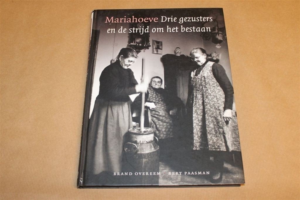 Mariahoeve — 3 Zusters op de Veluwe — Fotoboek, Boeken, Ophalen of Verzenden, Zo goed als nieuw