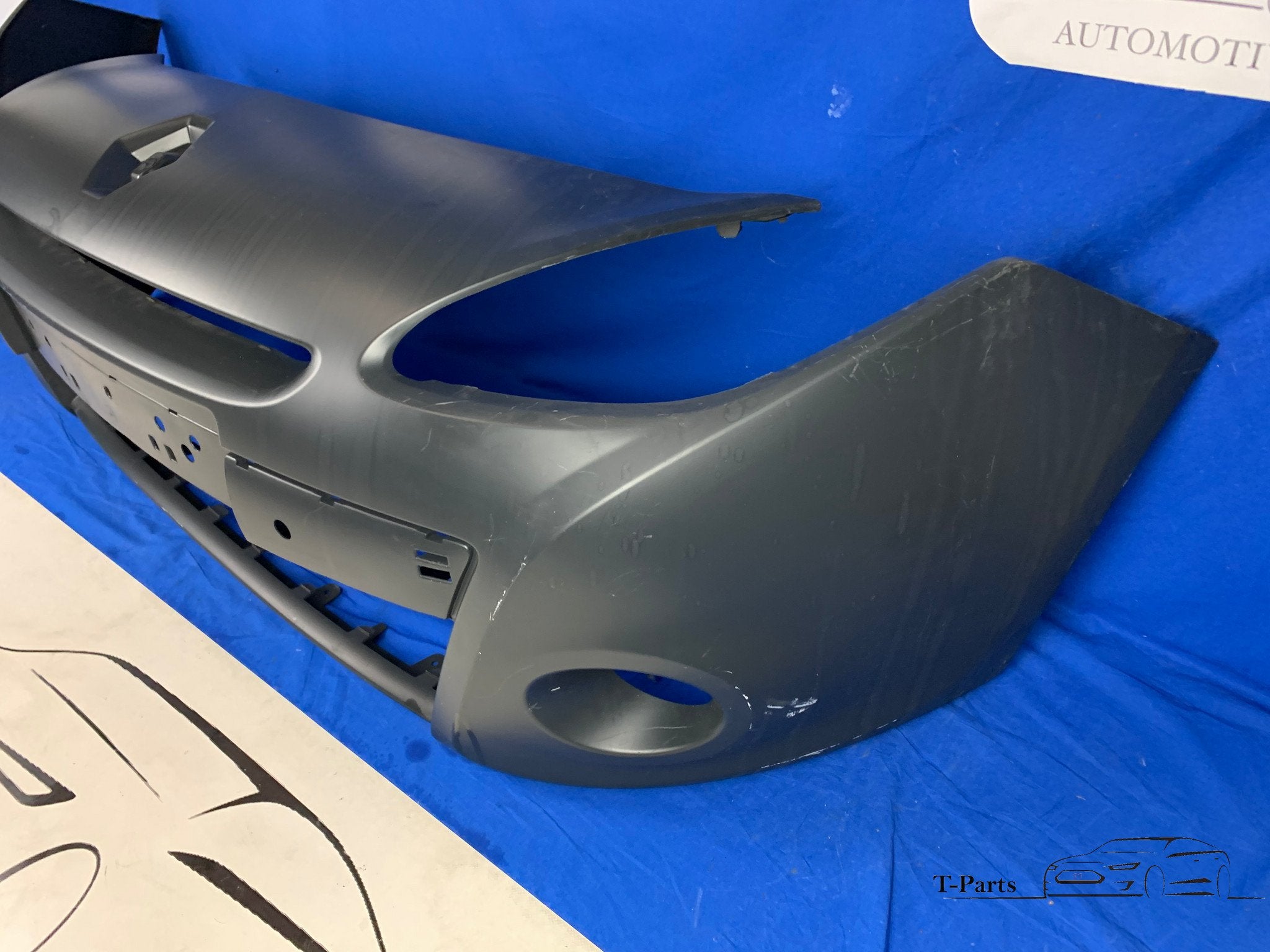 Renault clio Voorbumper origineel bumper 185, Auto-onderdelen, Info@fabrikant.eu, Renault, Ophalen of Verzenden, Bumper