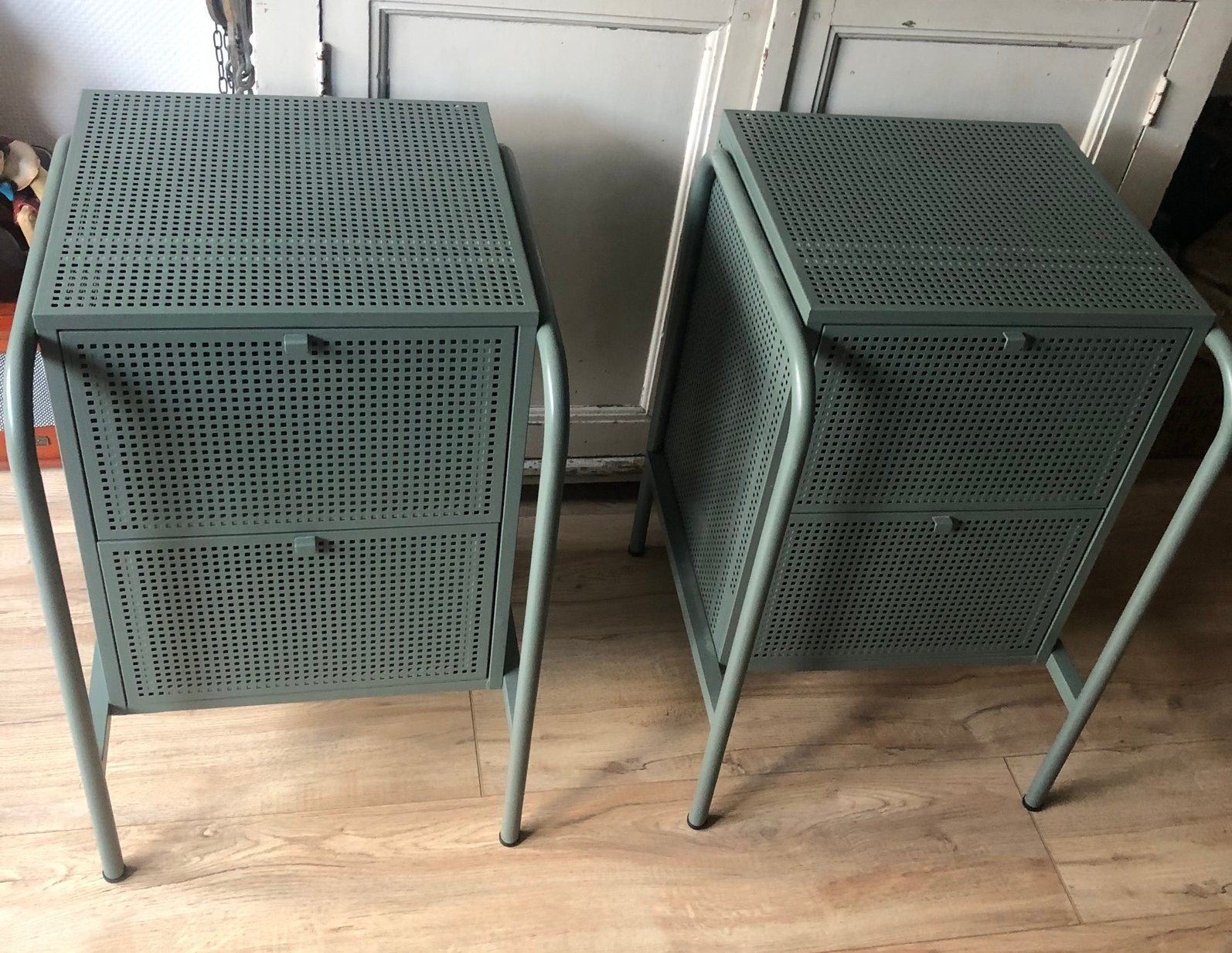 Ikea nikkeby nachtkastjes, Ophalen, Gebruikt