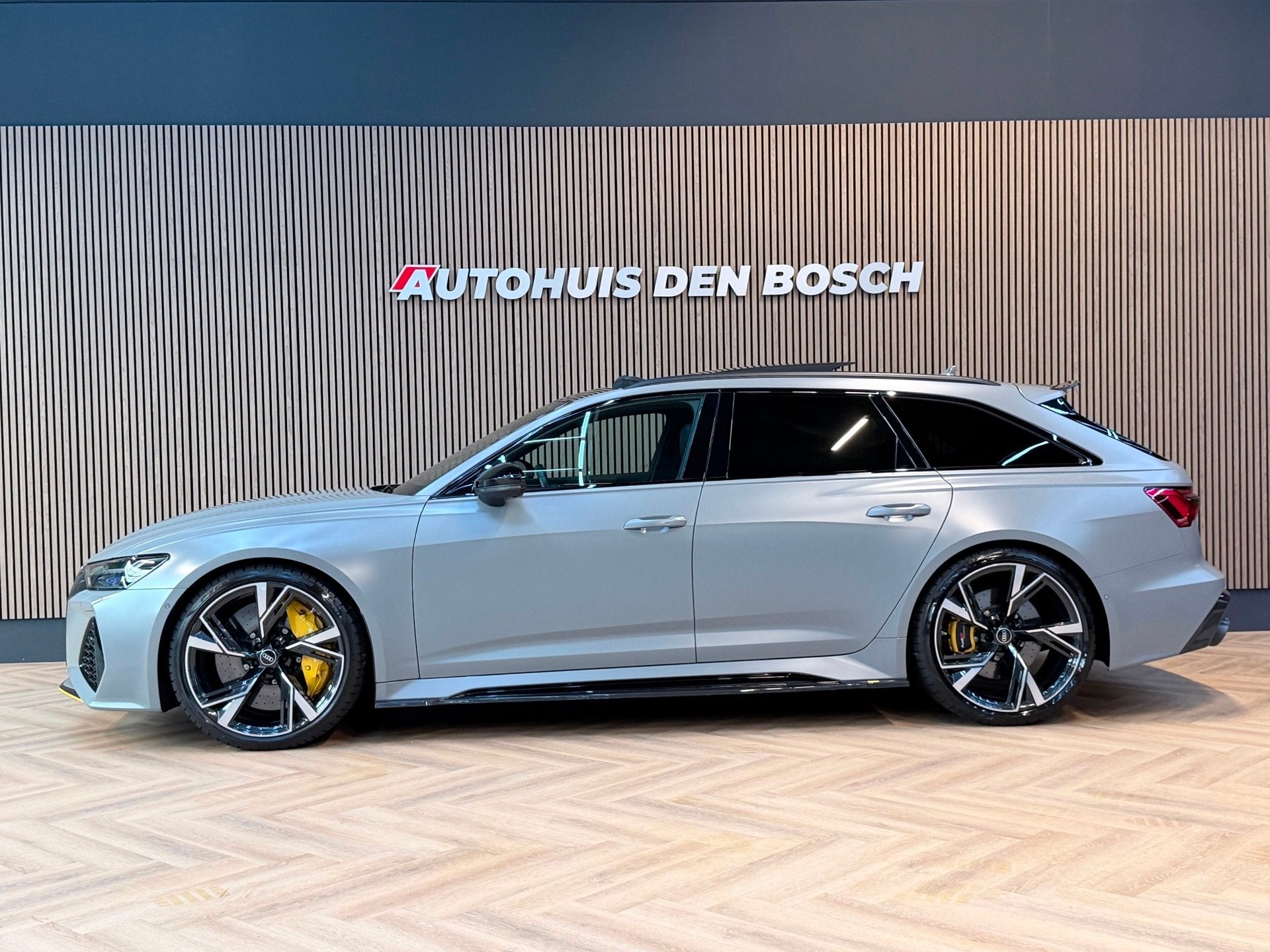 Audi RS6 Avant TFSI Quattro Urban |Keramisch|Pano|PPF|Nardo, Automaat, Dealer onderhouden, Gebruikt, 600 pk