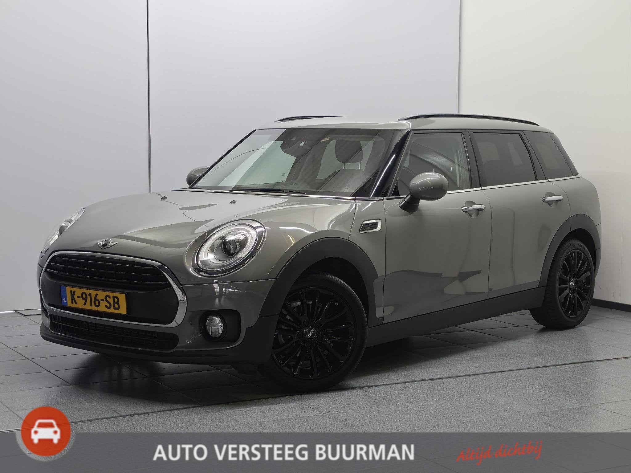 MINI Clubman 1.5 One Chili Serious Business Automaat, Keyles, Auto's, Gebruikt, Leder en Stof, 102 pk, 19 km/l