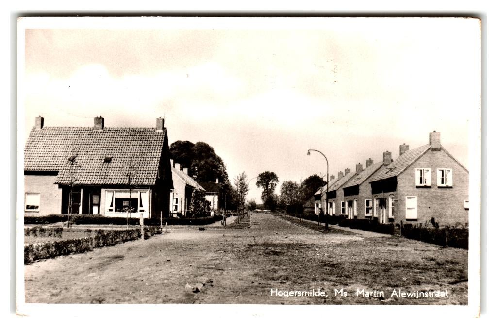 Hoogersmilde, Ms. Martin Alewijnstraat, Verzamelen, Ansichtkaarten | Nederland, Verzenden, 1940 tot 1960, Gelopen, Drenthe