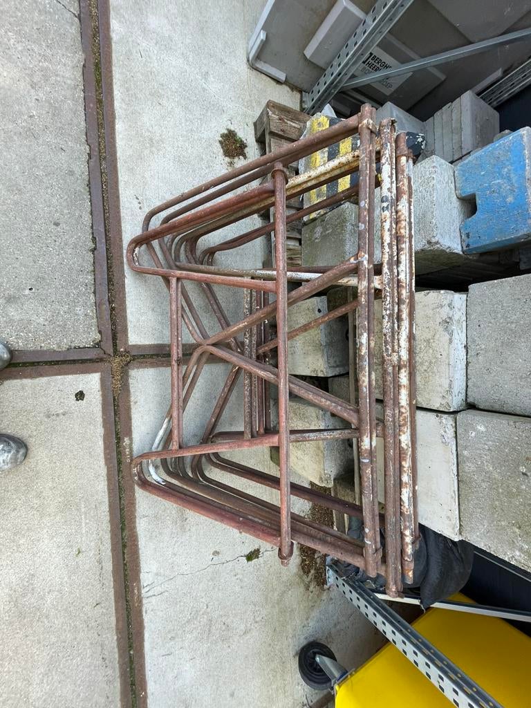 Stalen schragen 5 stuks te koop, Ophalen of Verzenden, Zo goed als nieuw, Overige typen, Minder dan 2 meter
