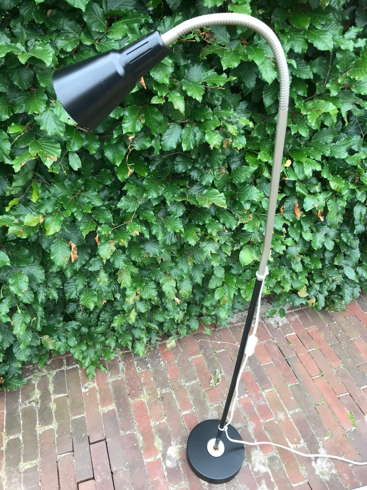 Vintage vloerlamp Ikea gesigneerd PE-LD, zwart 🖤, Huis en Inrichting, Lampen | Vloerlampen, Ophalen, Gebruikt, Metaal