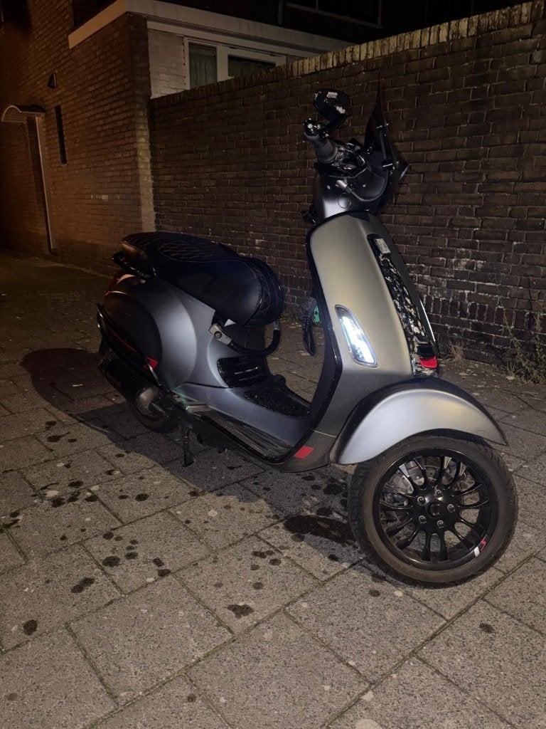 Vespa Sprint full option, Ophalen, Overige modellen, Maximaal 45 km/u, Nieuw