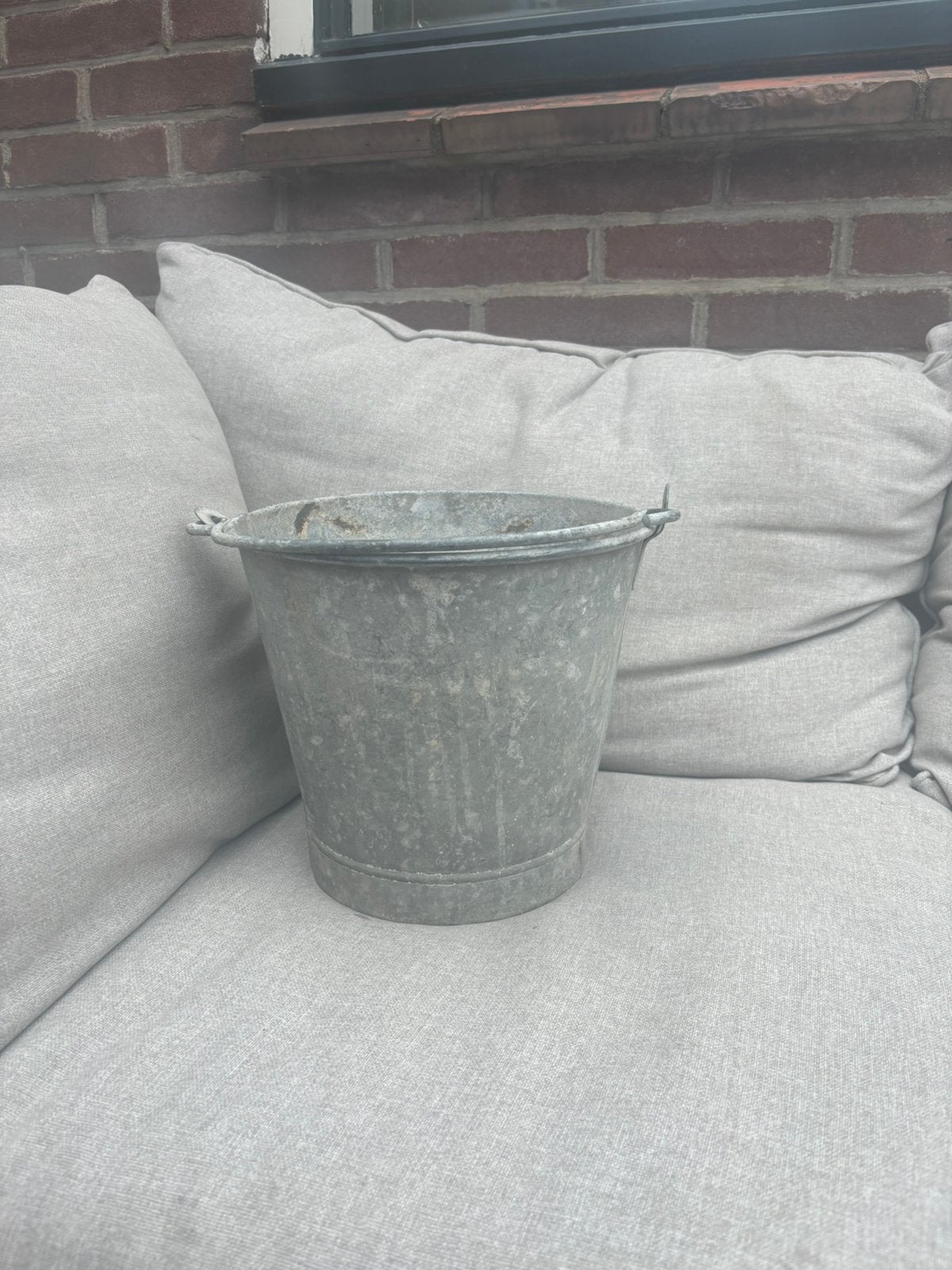 Leuk emmertje van zink, Tuin en Terras, Bloembakken en Plantenbakken, Ophalen, Minder dan 30 cm, Rond, Zo goed als nieuw