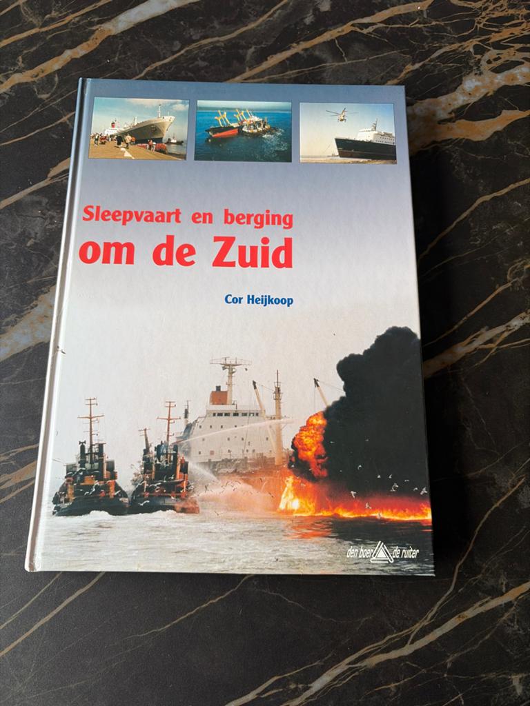 Boek ‘Sleepvaart en berging om de Zuid’ van Cor Heijkoop, Ophalen of Verzenden, Gebruikt, Boek of Tijdschrift